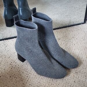 Everlane | The Wool Glove Boot | Size 9